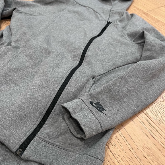 Women’s Nike Hoodie Jacket cinch waste grey size medium - Picture 1 of 10